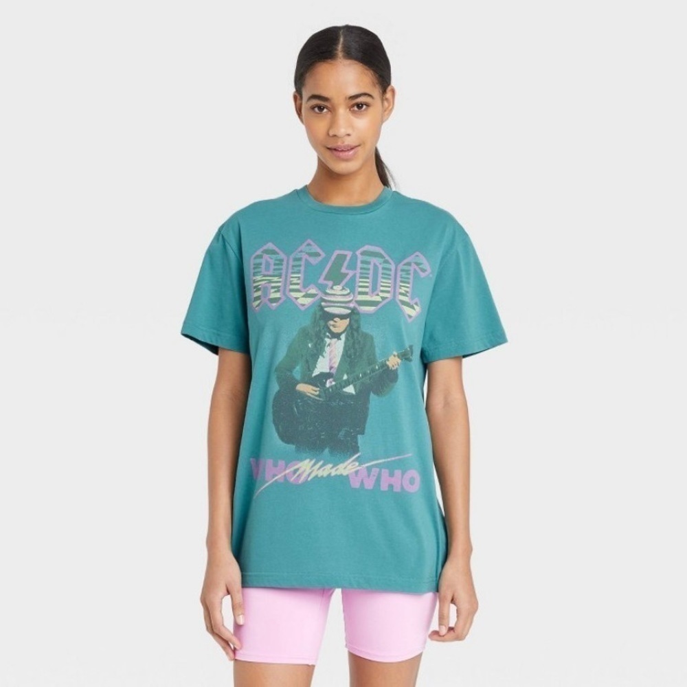 Women's AC/DC Short Sleeve Oversized Graphic T-Shirt new